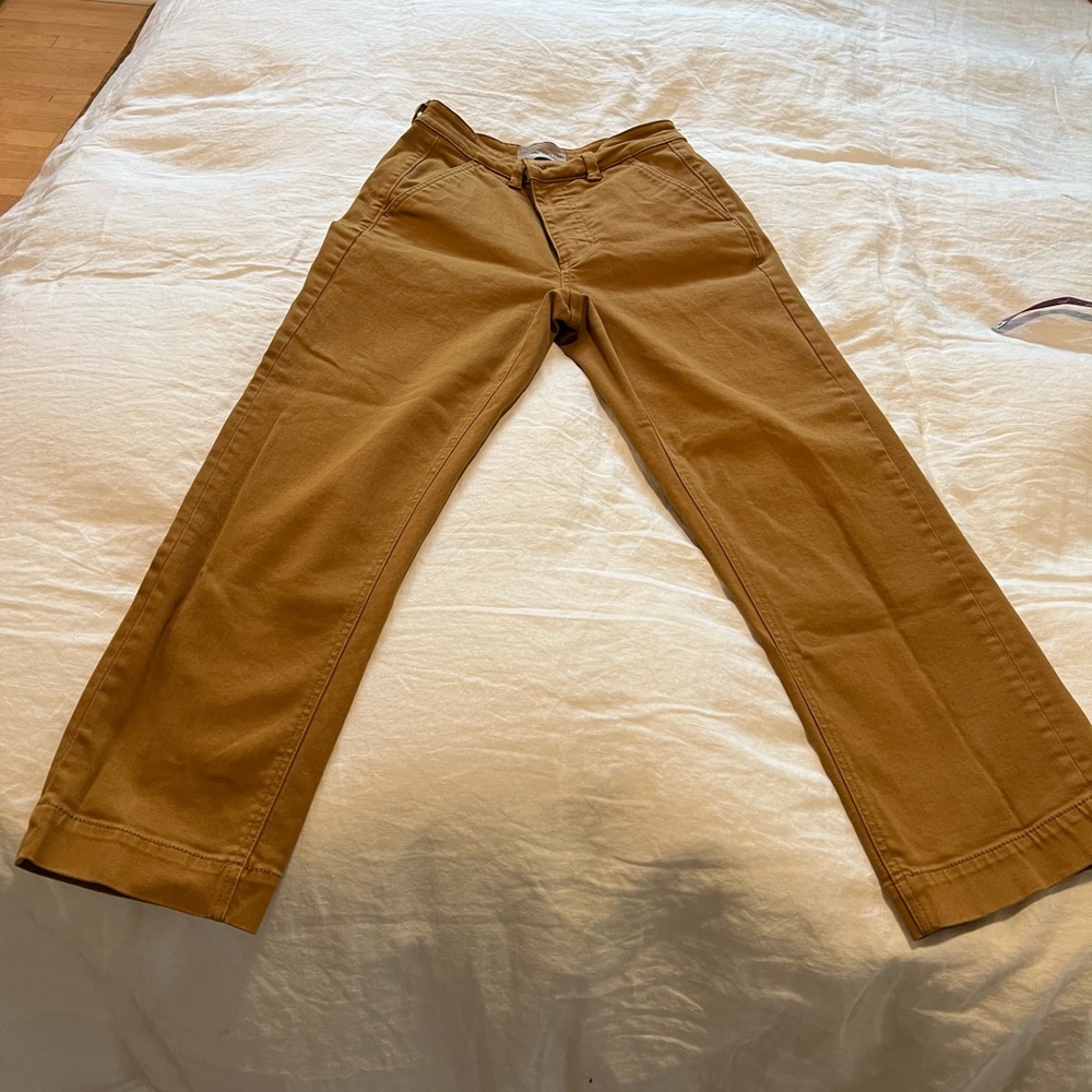 Everlane Straight Leg Crop. Size 4. Excellent condition.